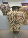 800px-Ancient_Greek_pottery_in_the_National_Archaeological_Museum_in_Athens_13.JPG