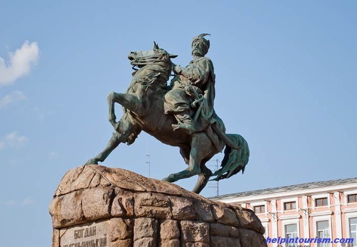 Памятник Богдану Хмельницкому.jpg